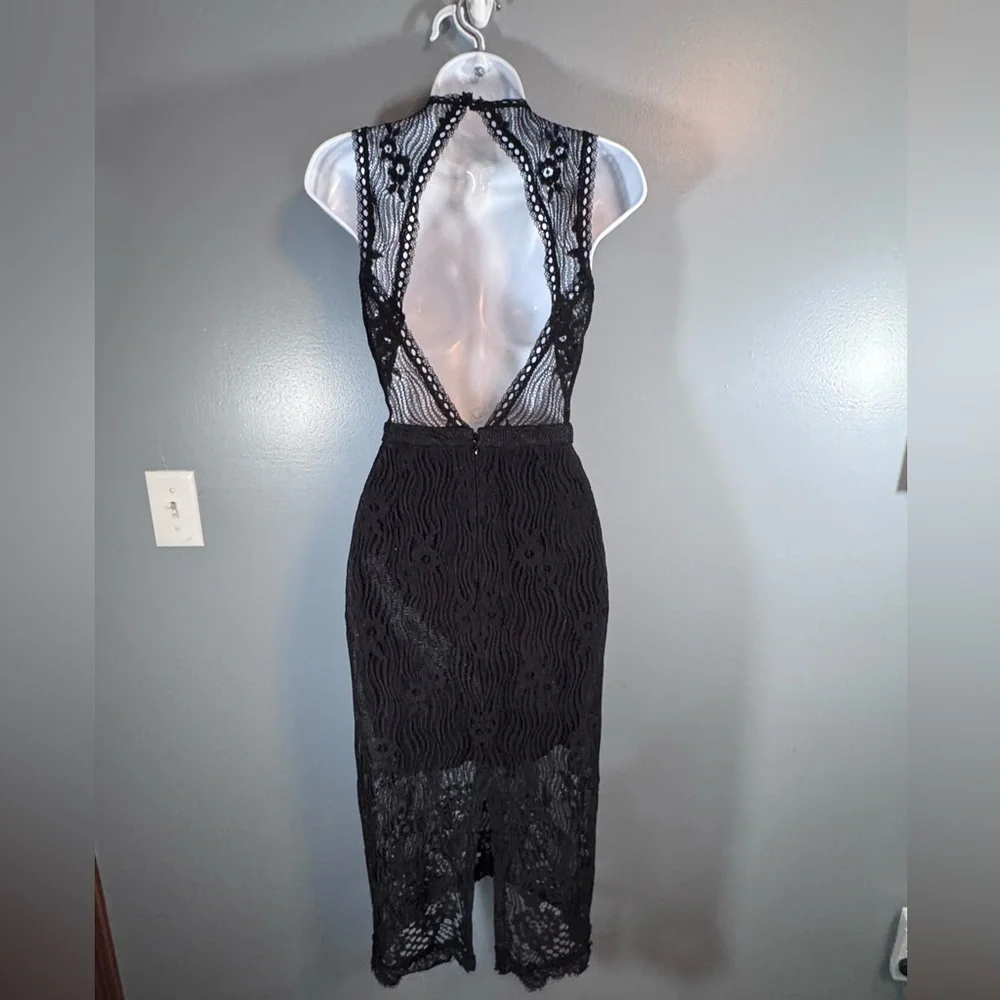 Alexia Black Lace Open Back Midi Dress – Size M - Picture 5 of 15